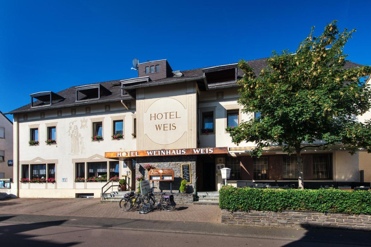 Hotel Weinhaus Weis 3*